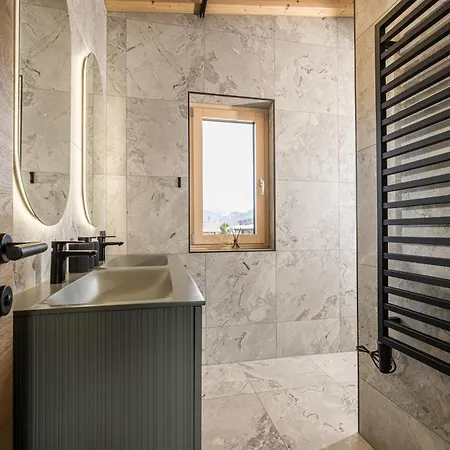 Ahorn Apartman Uderns