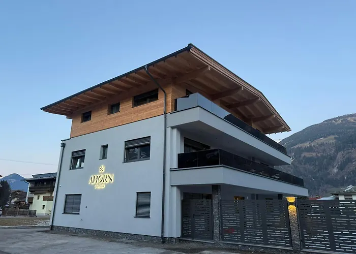 Ahorn Apartamento Uderns